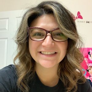 Meet your Posher, Korina